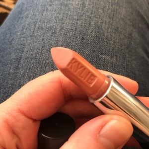 Kylie Cosmetics Creme Brûlée lipstick BRAND NEW